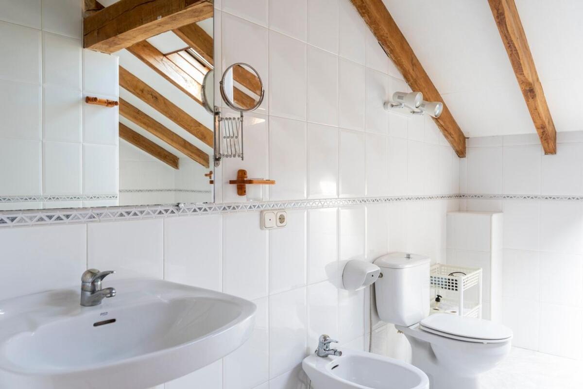 Casa Con Jardin En Gama Villa Bárcena de Cicero Exteriör bild