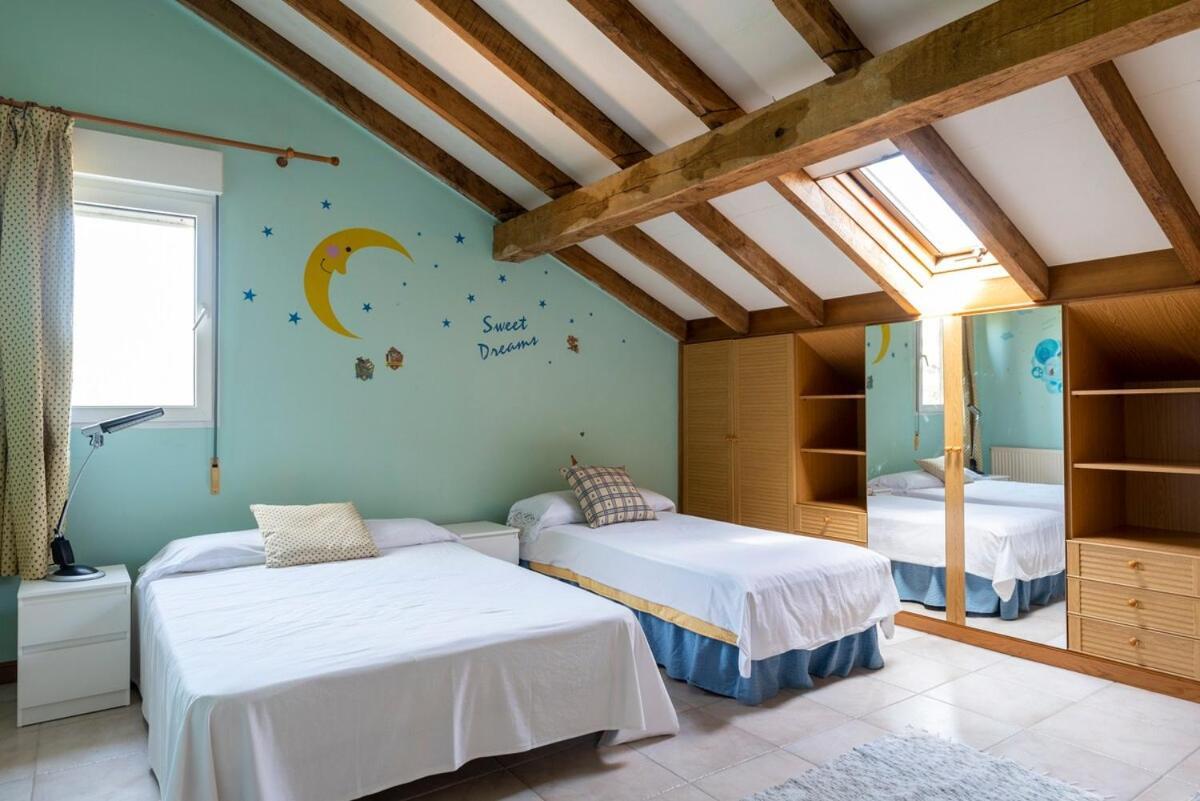 Casa Con Jardin En Gama Villa Bárcena de Cicero Exteriör bild