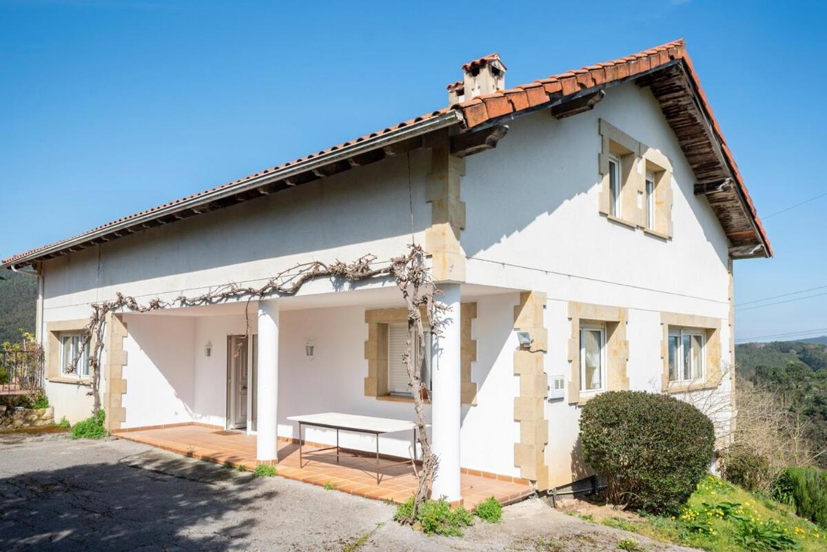 Casa Con Jardin En Gama Villa Bárcena de Cicero Exteriör bild