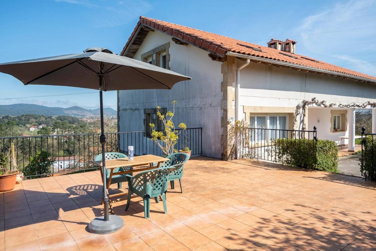Casa Con Jardin En Gama Villa Bárcena de Cicero Exteriör bild